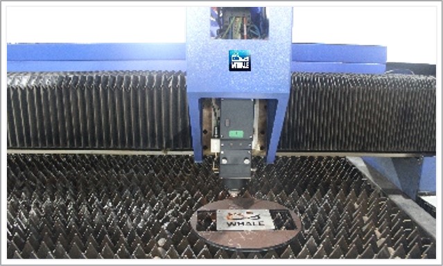 Laser Cutting Machine-1.5kw - Automatic Grade: Automatic