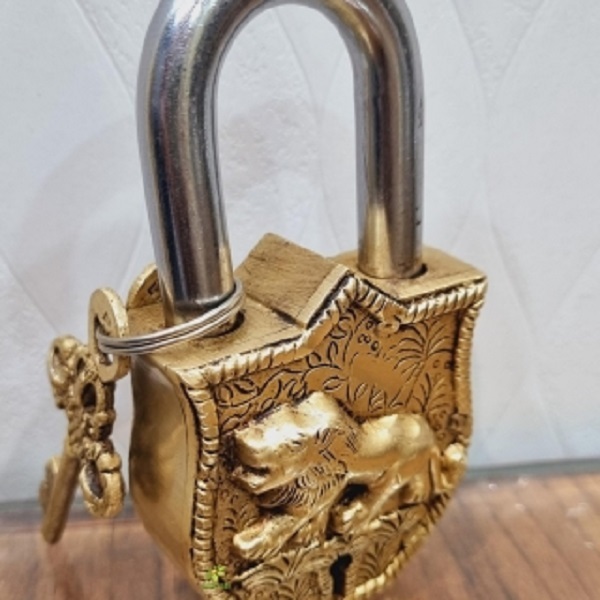 Aakrati Handicraft of Lion Figure Padlock  (Brown)