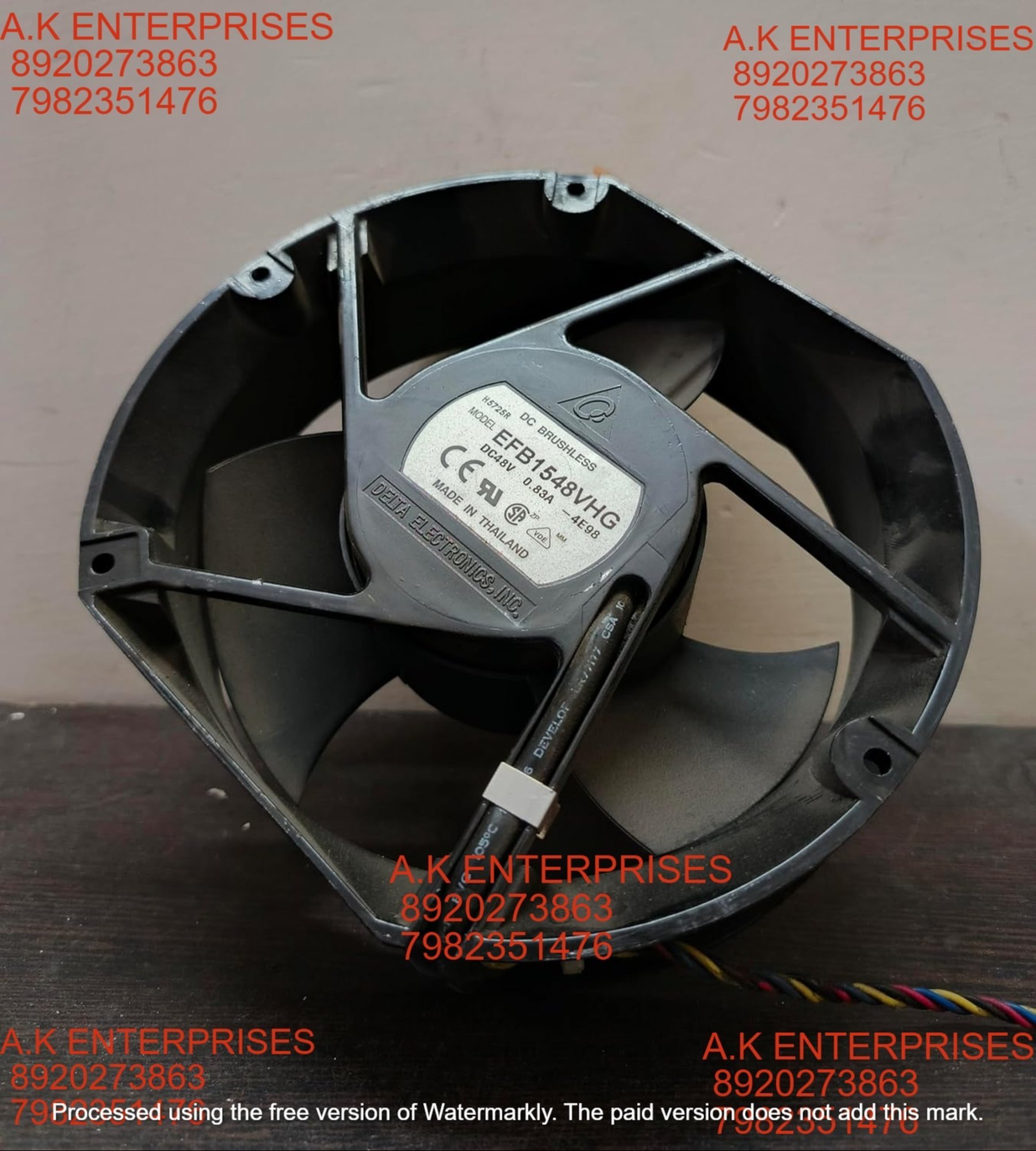  EFB1548VHG Axial Fan 48V-0.83A DC Brushless Air Cooling Fan 4000 RPM 172 * 150 * 51mm 4-Wire (Metal)