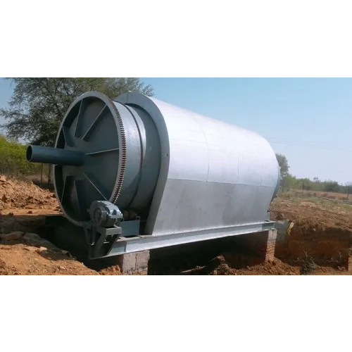 14 Ton Ss Jacketed Reactor - Color: Silver