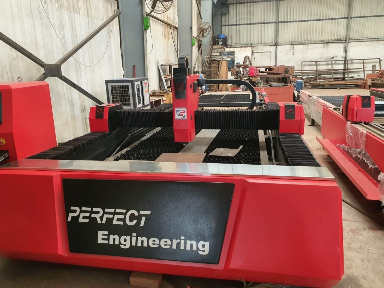 CNC Fiber Laser Cutting Machine - 3000x1500 mm Cutting Area, Fully Automatic Design, Energy-Efficient Steel Cutting