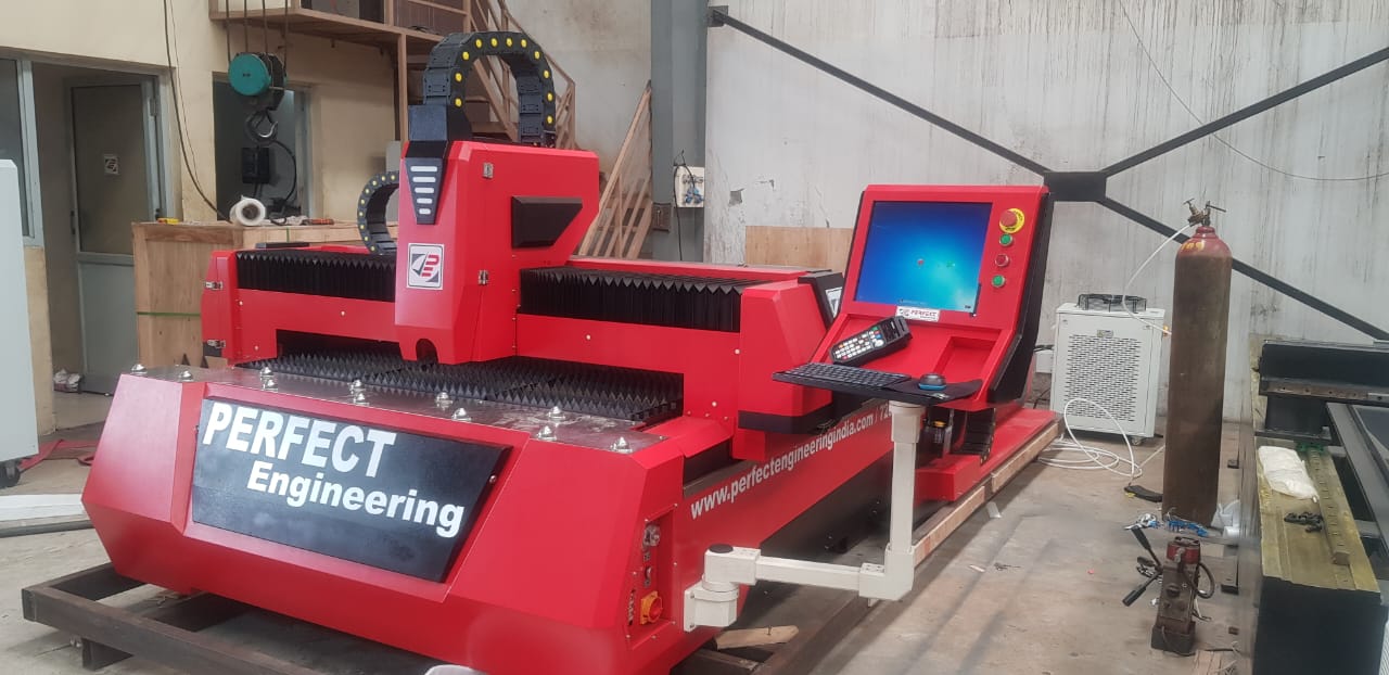 Cnc FIBER laser cutting machine