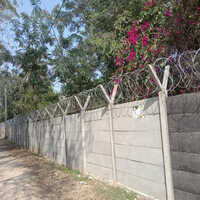 Concetine Rbt Wire - Iron Material , Silver Color, Industrial Usage, Durable Metal Design