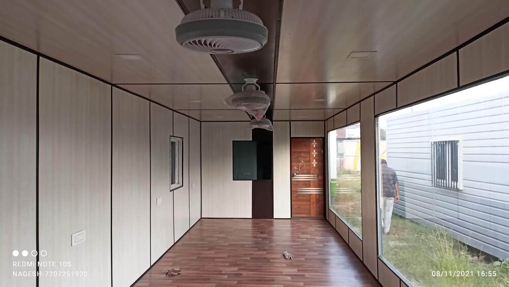 Prefabricated Site Office Cabin With Glass