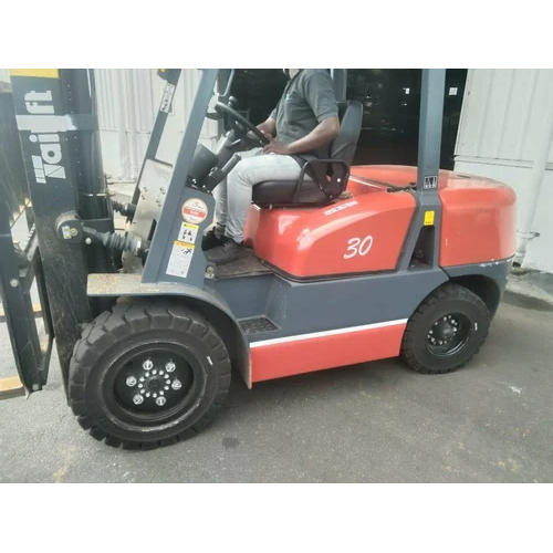 Tailift Forklift - Used Industrial Lifting Machine | Red Color, Handles Various Load Sizes, Warranty Included