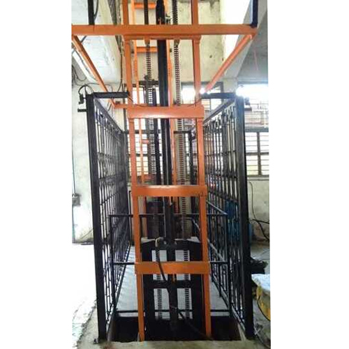 Electric Goods Lift - Load Capacity: 3-4 Tonne