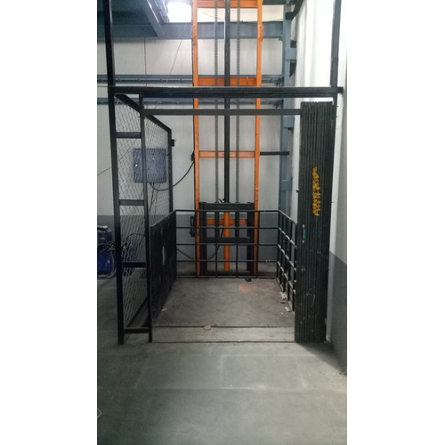 Industrial Goods Lift