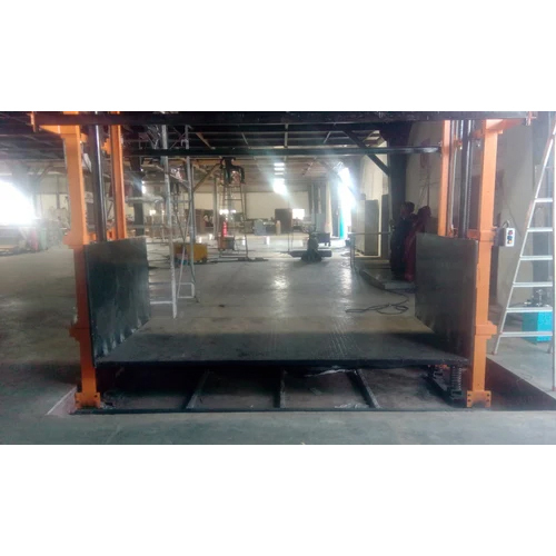 Industrial Material Handling Elevators - Load Capacity: 3 Tonne