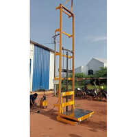 Industrial Goods Lift - Capacity: 300 Kg To 3000 Kg Kg