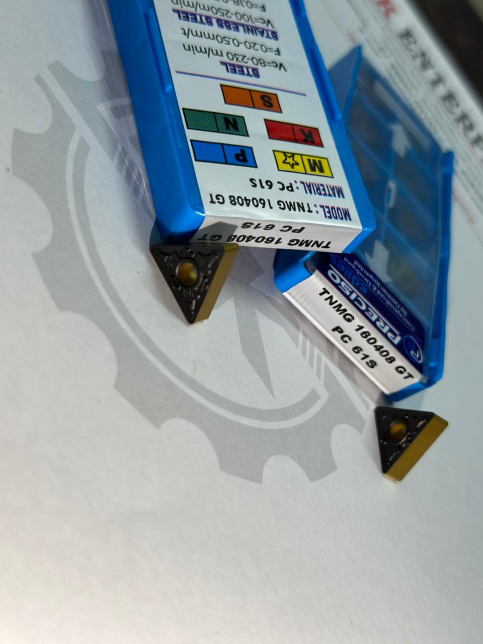 Turning Insert - Features: Hss