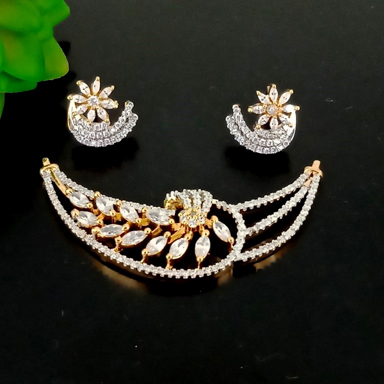 Cubic Zirconia Mangalsutra Set - Crafted From Exquisite Zirconia, Elegant 20-inch Length , Timeless Design Incorporating Traditional Indian Artistry