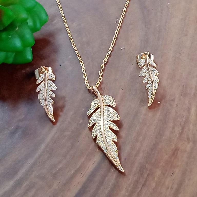 Cz Pendants Set