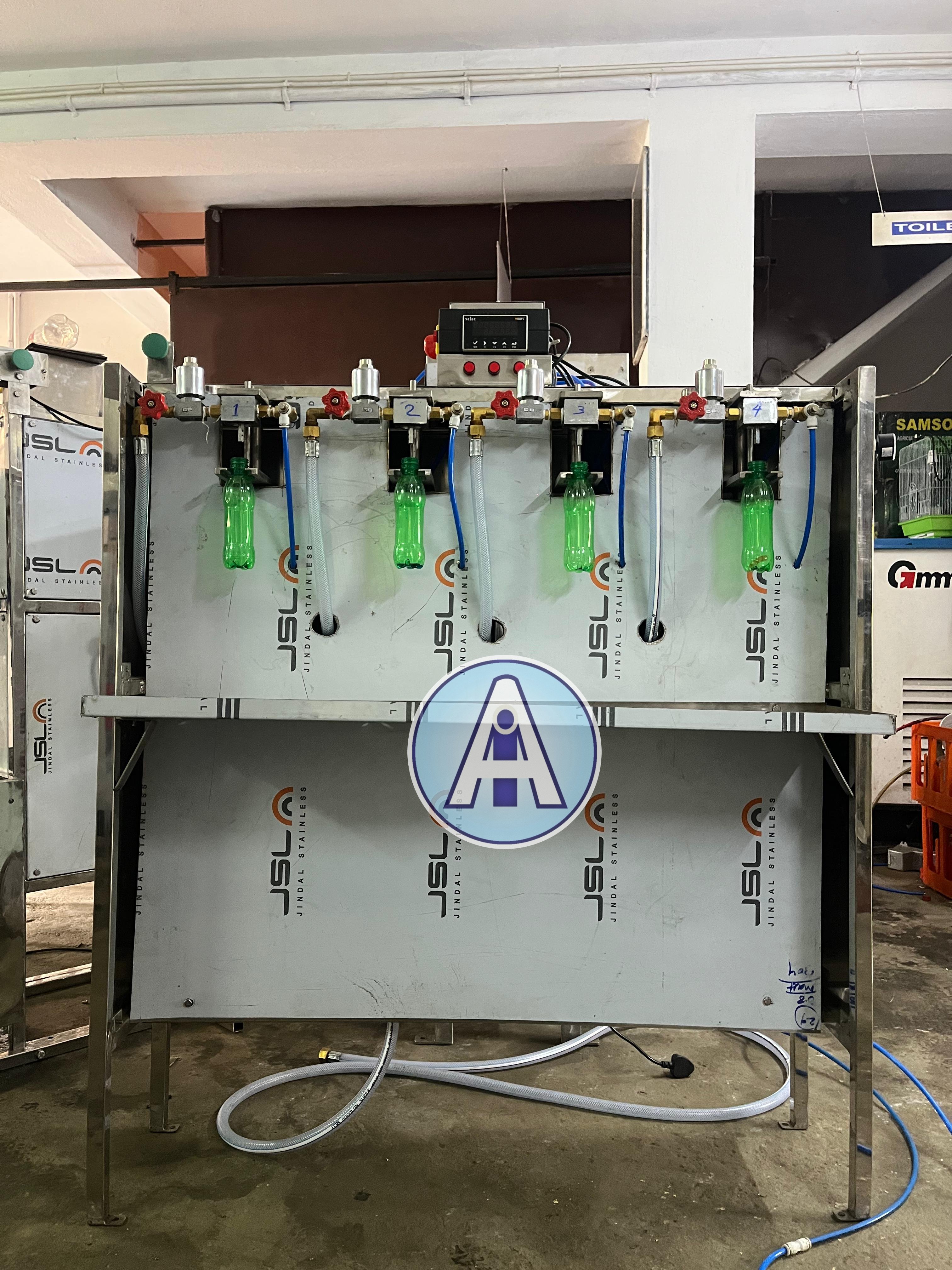 Plastic bottle soda filling machine