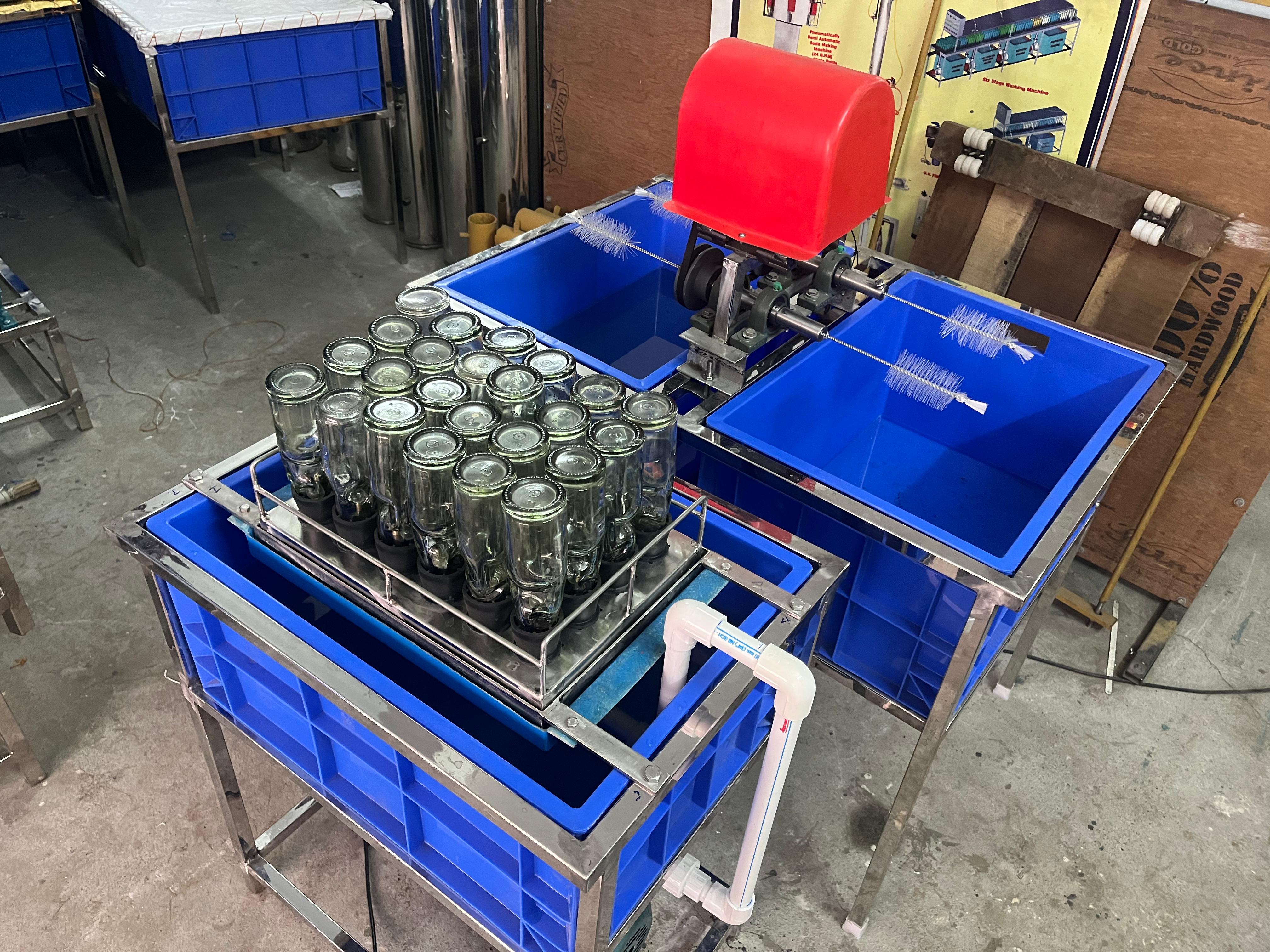 Goli soda washing unit