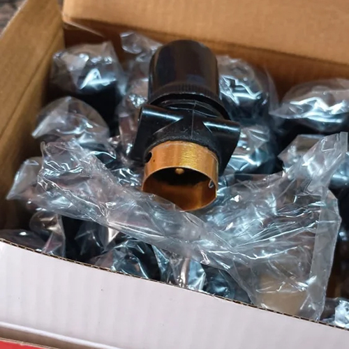 Electrical Bulb Holder - Plastic Material, B22 Pole Type, Black Color, Rated Current 5 Statampere (sA) | Ideal for Home & Office Lighting Applications