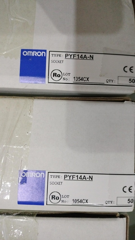 OMRON RELAY SOCKET,PYF14A-N