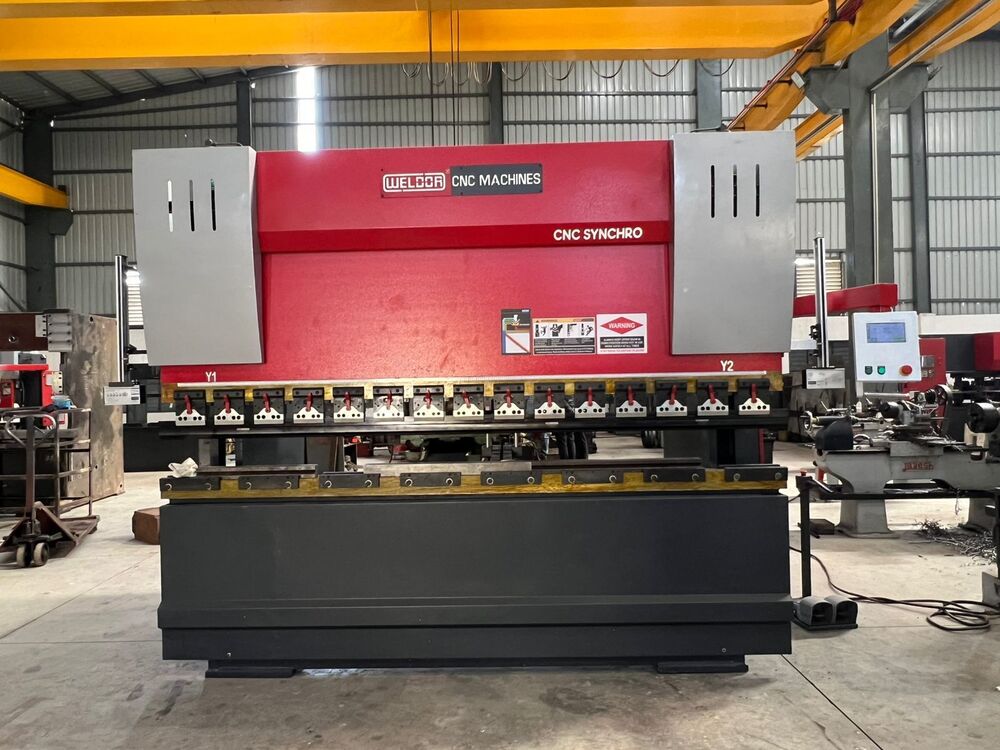 Cnc Press Brake Machine - 2500 X 04 Mm (M.s) | 80 Ton Electric Power, Automatic Plc Control, 1 Year Warranty