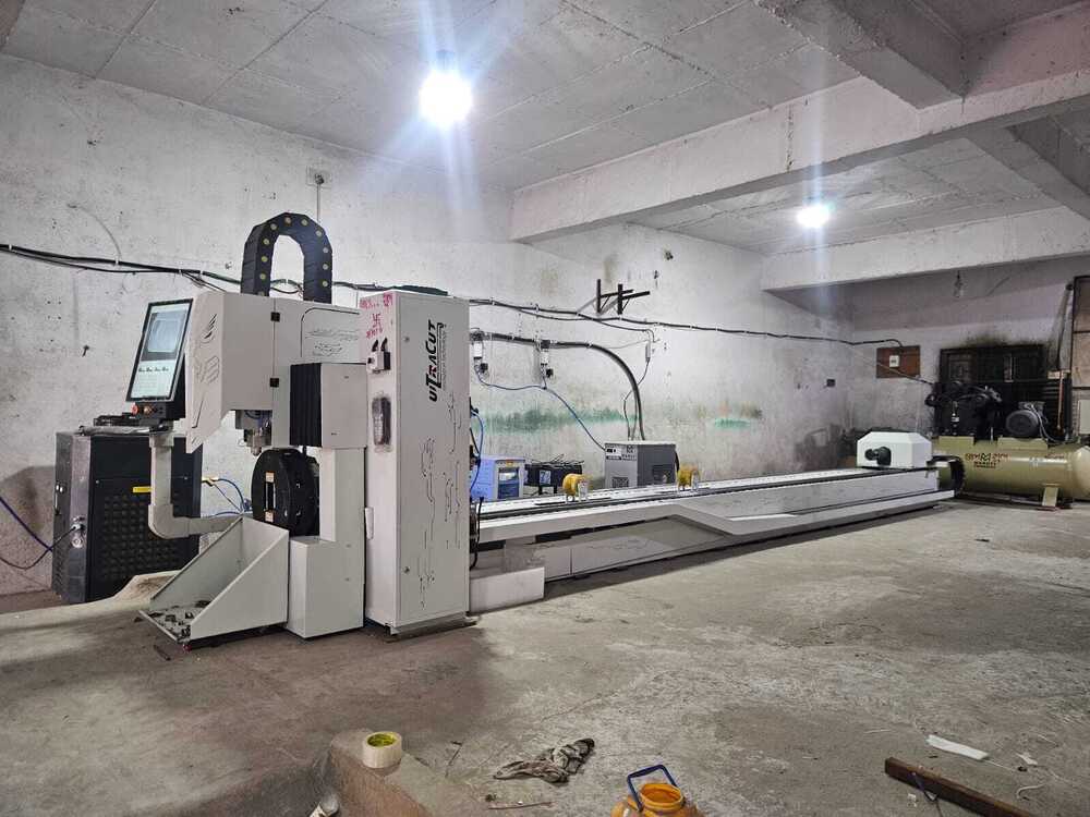 Fiber Metal Laser Cutting Machine