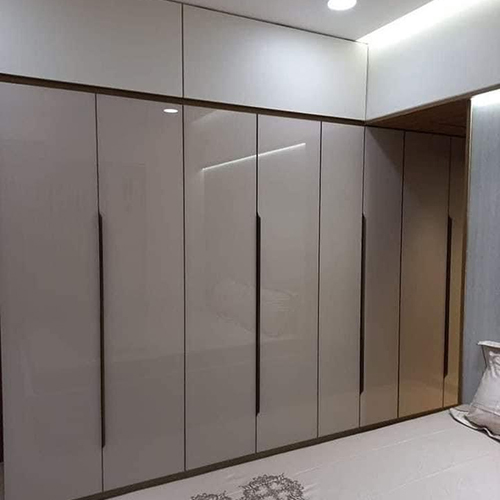 White Luxury Modular Wardrobe - Brand Name: Jindal Steel