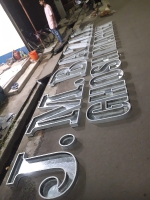Channel Letter - Application: Advatasing