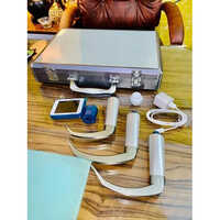 Fiber Optic Vedio Layringoscope - Color: Silver