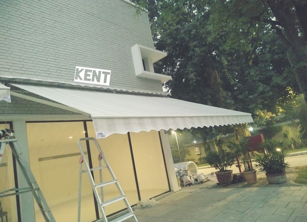 Balcony Shade