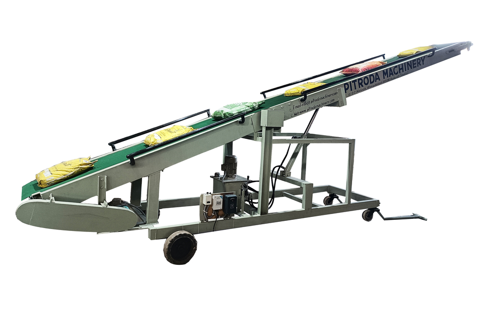 Belt Loading Conveyor - Color: Green