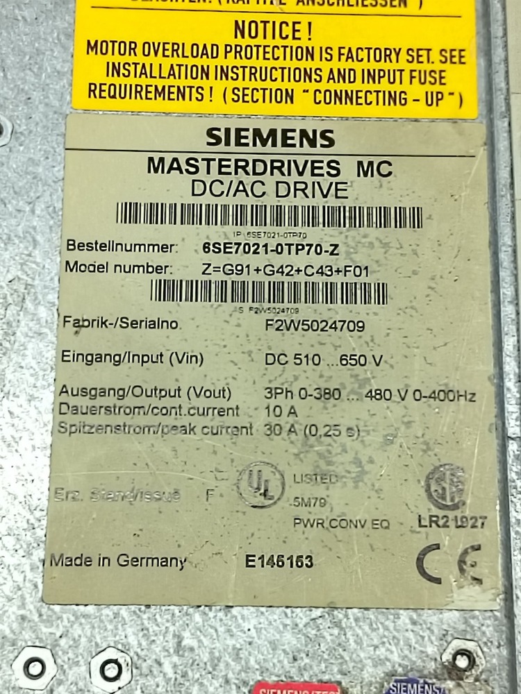 SIEMENS 6SE7021-0EP50-Z AC DRIVE