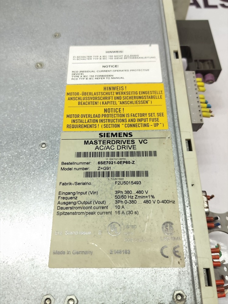 SIEMENS 6SE7021-OEP60-Z AC DRIVE