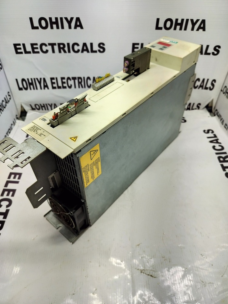 SIEMENS 6SE7021-OEP60-Z AC DRIVE