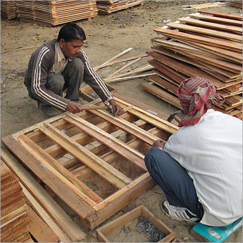 Packaging Wooden Pallets - Color: Brown