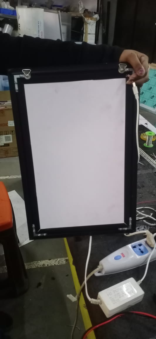 Led Clip On Frame - Color: Black
