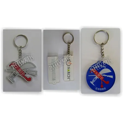 Key Chains - Color: Multicolour