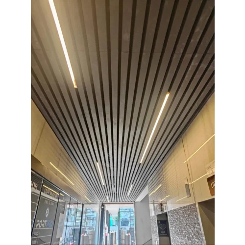 84R Metal False Ceiling System - Application: Residencial / Commercial