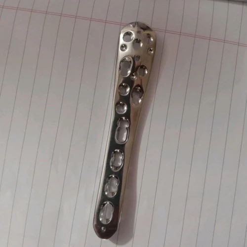 डिस्टल टिबिया बोन प्लेट