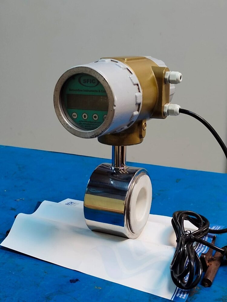 Sandwich Digital Flow Meter - Stainless Steel, 200 Mm Line Size | Digital Display, 230v Power Supply, Easy Installation, Industrial Use