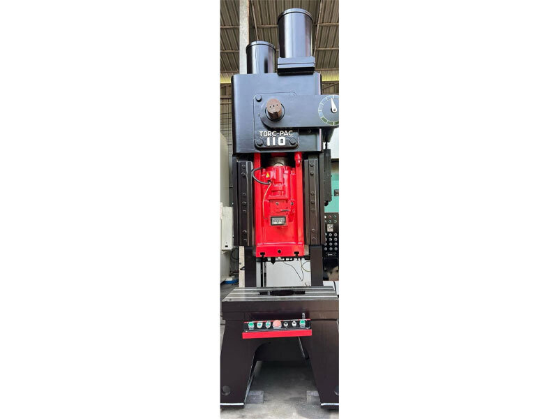 Amada C Frame Power Press 110 Ton