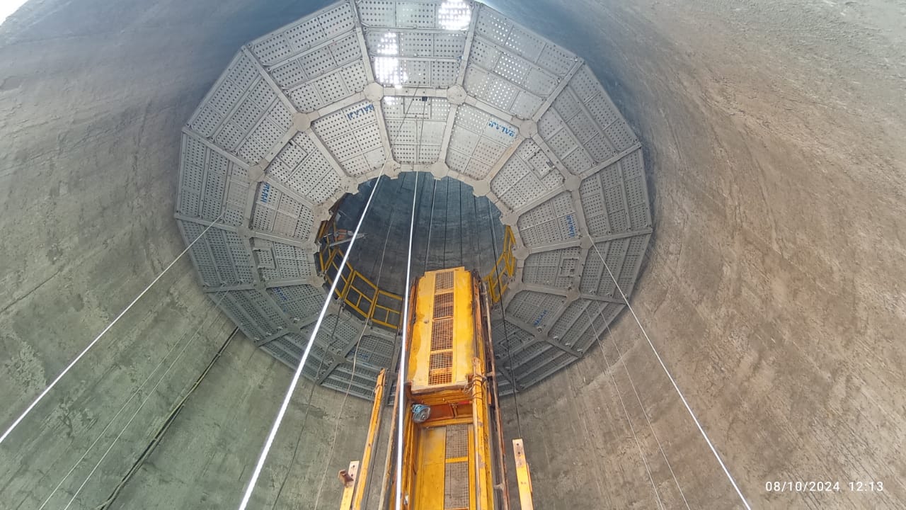 Chimney Suspended Platform - Application: Construction