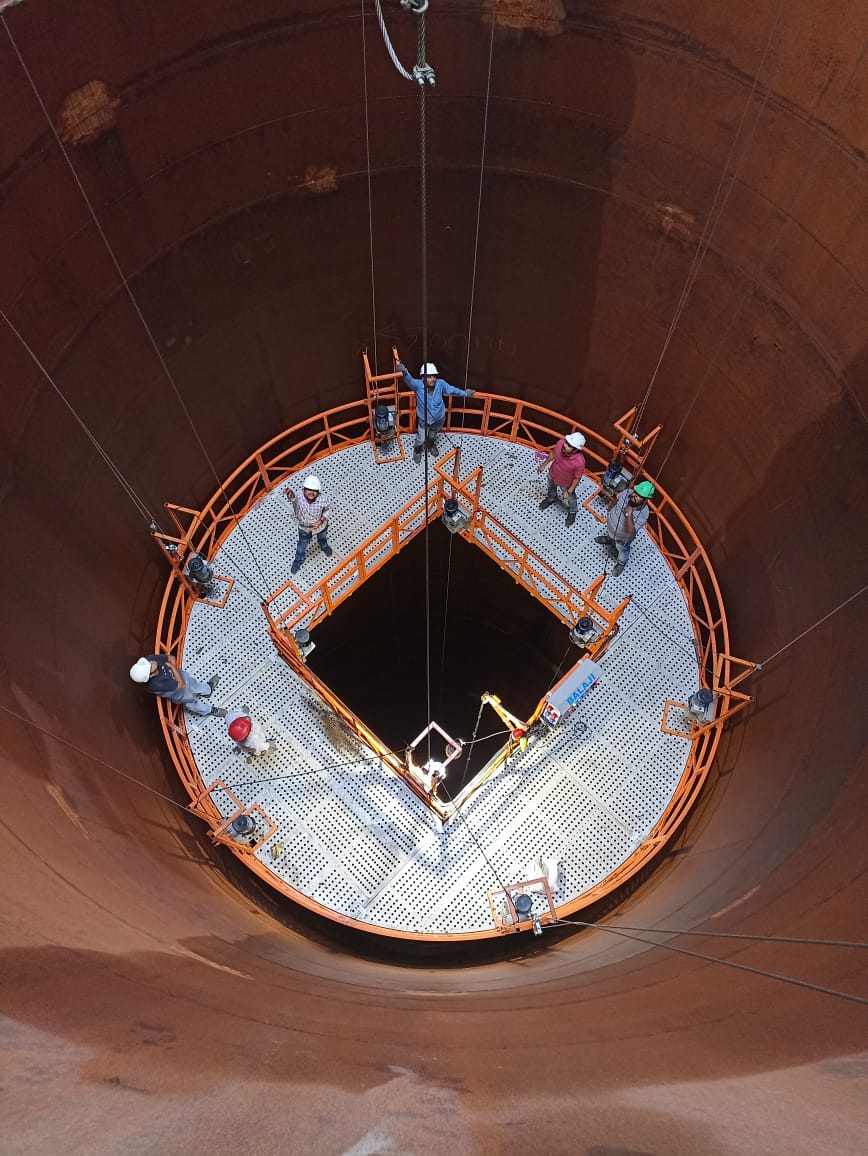 Expandable Chimney Working Platform - Application: [