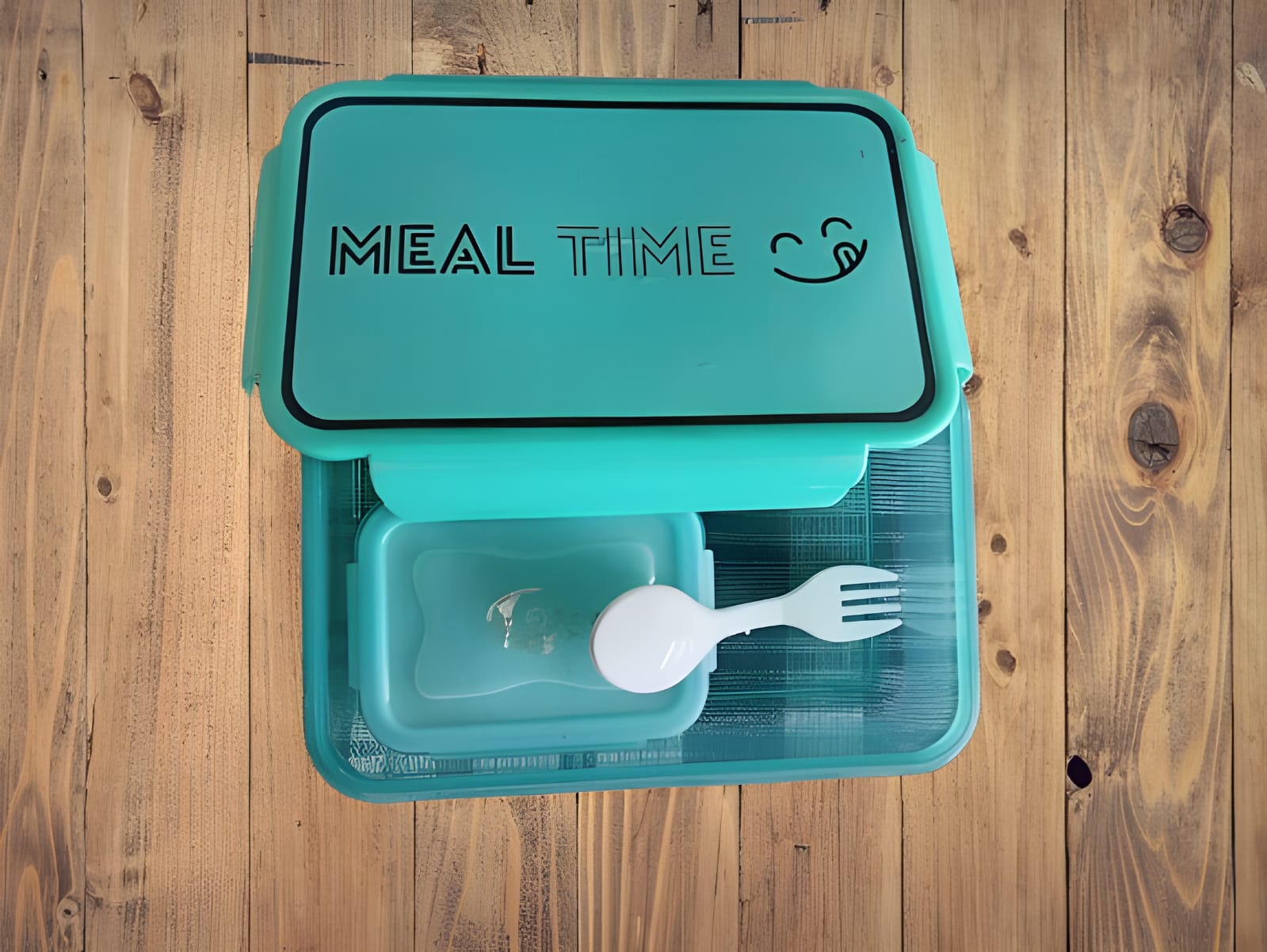 Meal time lunch box