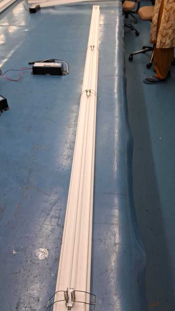 Led Linear Canopy Light - 80w, 2400x50x35mm Aluminium | Cool White, Flat Top Design, Fulham Driver