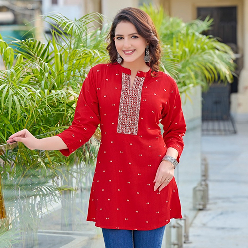 Red Stylish Printed Casual  Short Kurti - Color: Blue