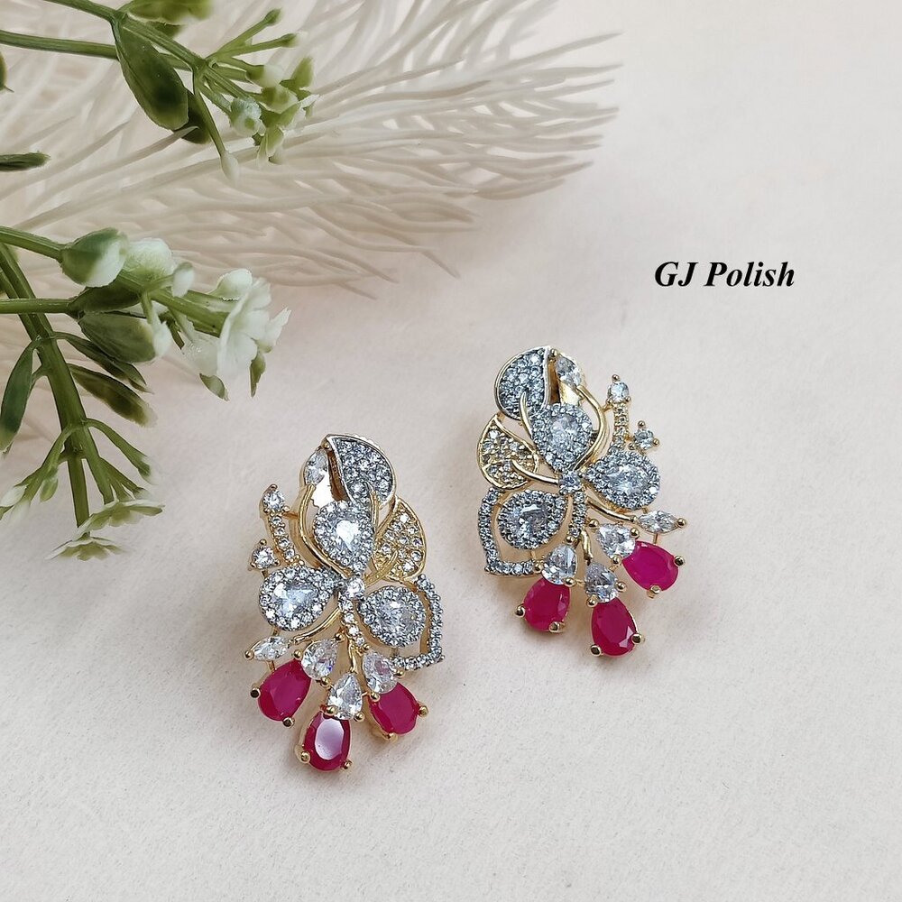 Classic Shiny Shimmering Ad Earring