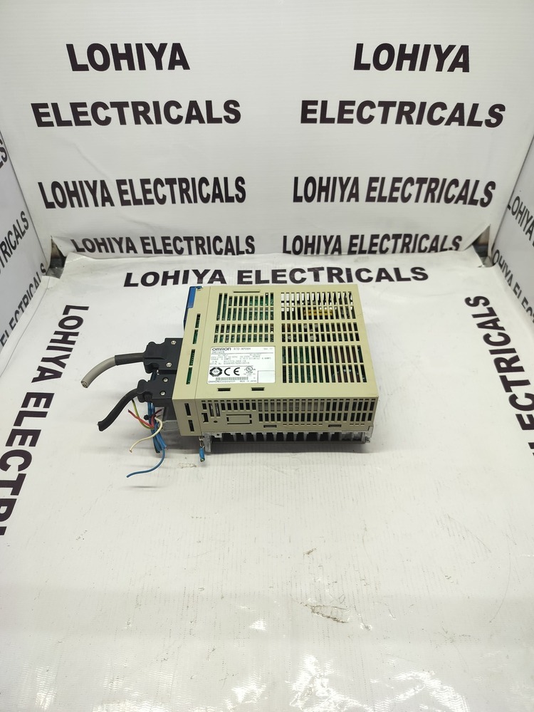 OMRON R7D-AP08H SERVO DRIVE