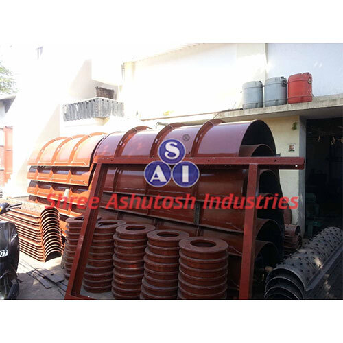 Concrete Pipe Molding Machinery - Color: Brown