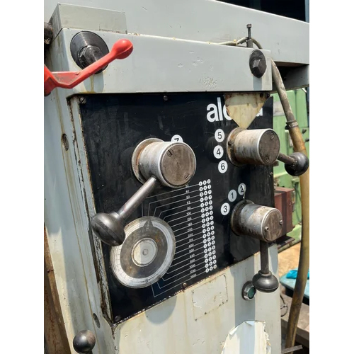 Alcera Used Universal Milling Machine