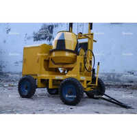 Concrete Mixer With 2 Leg - Color: Yellow