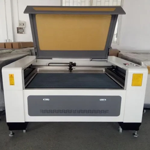 1390 Laser Cutting Machine - Automatic Grade: Automatic