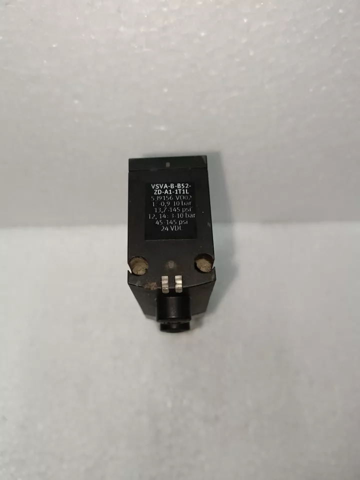 Festo Vsva-b-b52-zd-a1-1t1l Vo02 - Color: Silver