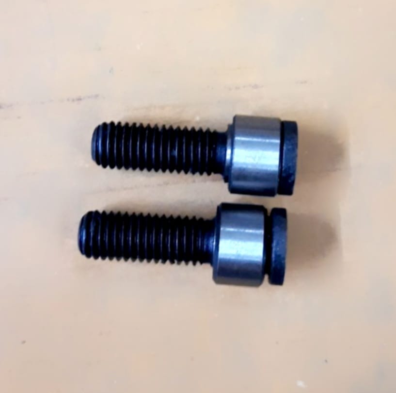 ROLLER BOLT